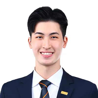 Portrait of Bryan Chua Yuesheng, CEA-registered salesperson with Huttons Asia